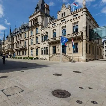 Lago Welcome Palais